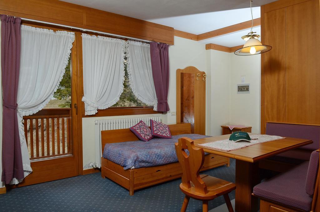 Ski Residence San Martino Di Castrozza Room photo