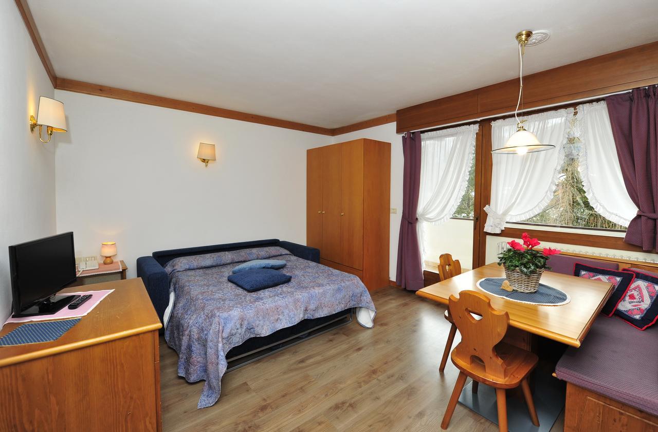 Ski Residence San Martino Di Castrozza Exterior photo