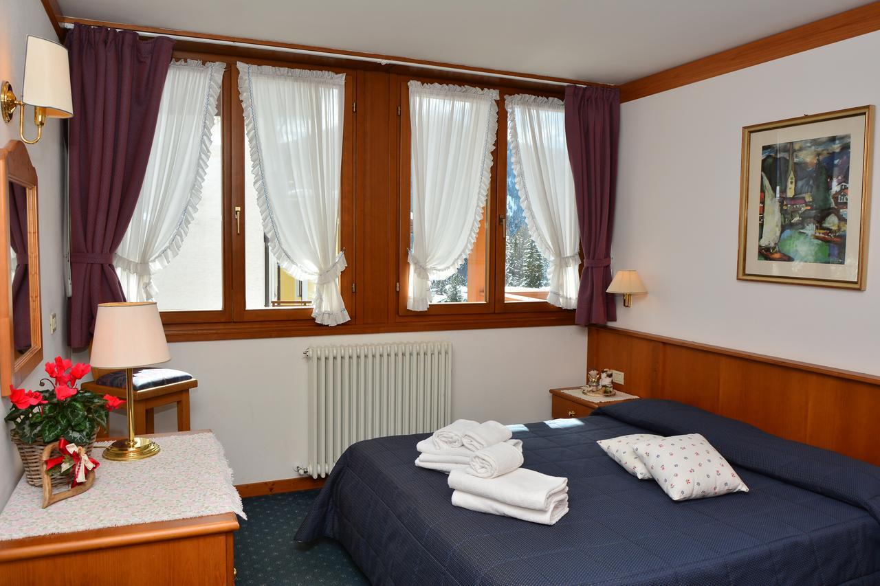 Ski Residence San Martino Di Castrozza Exterior photo