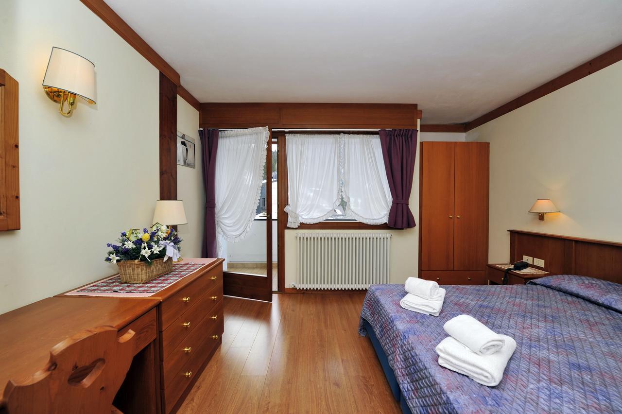Ski Residence San Martino Di Castrozza Exterior photo